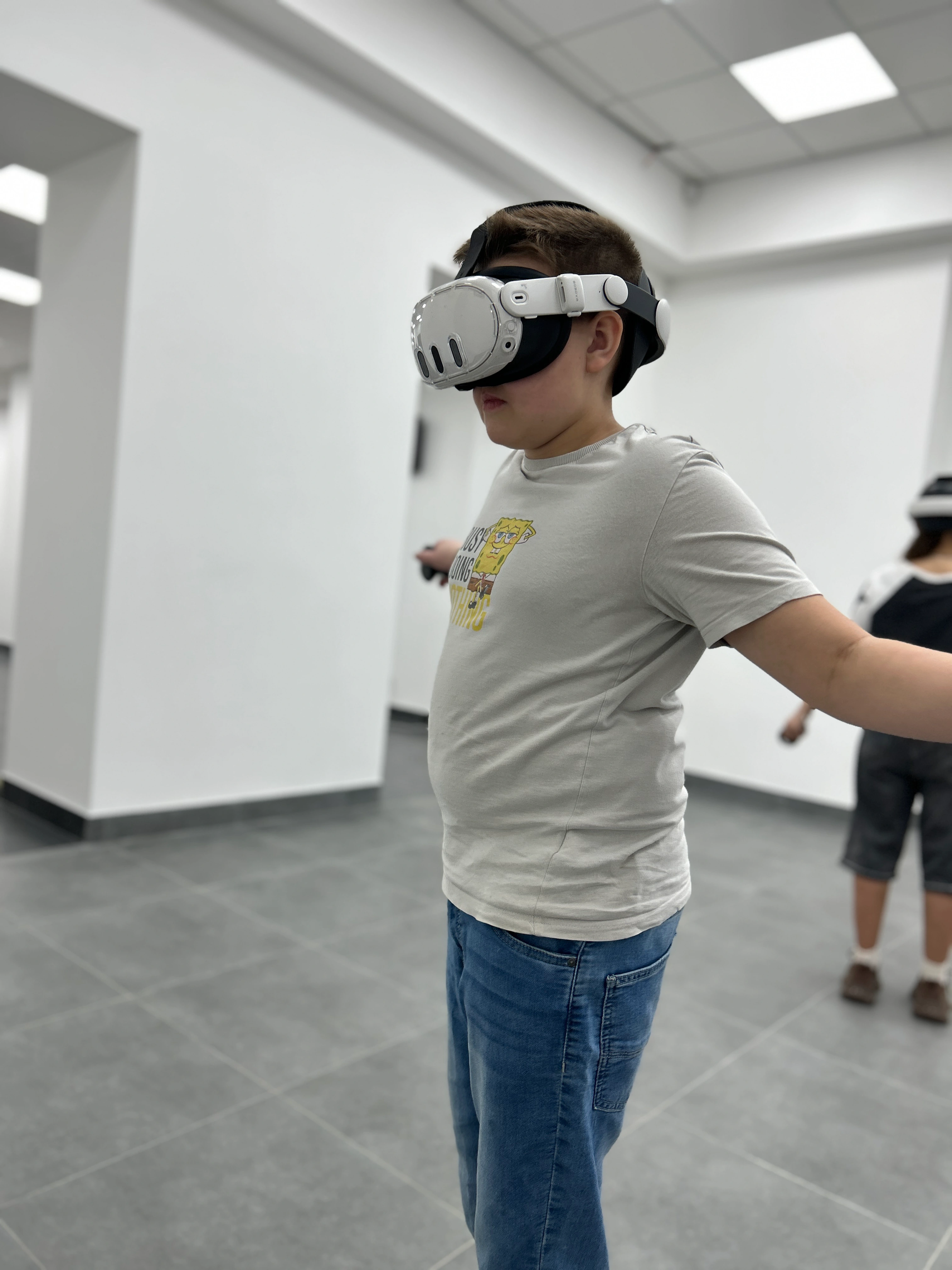 Атмосфера дитячого свята у SKY VR Харків: сучасний клуб для свята, VR-розваг та відпочинку гостей