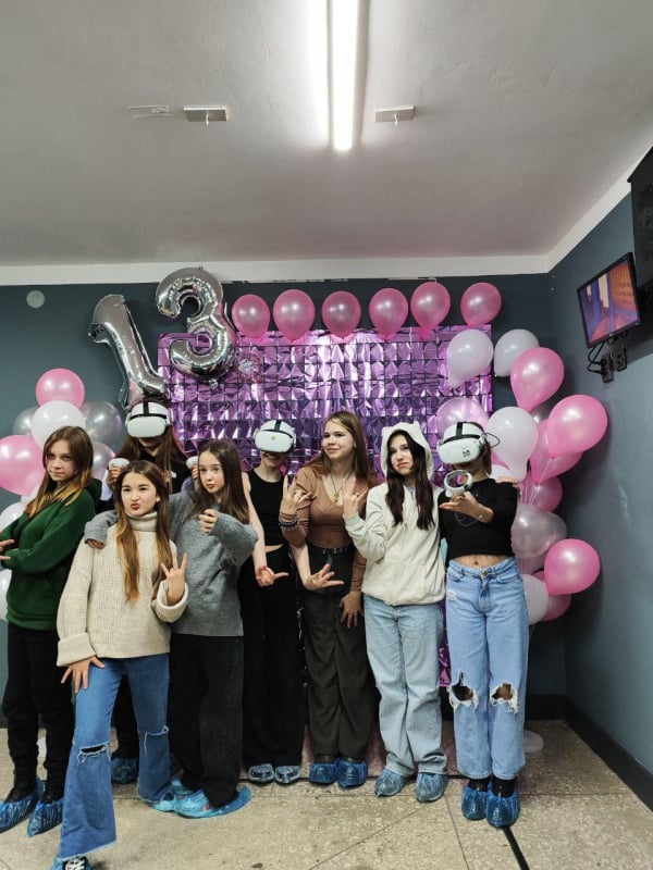 Діти святкують день народження в клубі віртуальної реальності Харків